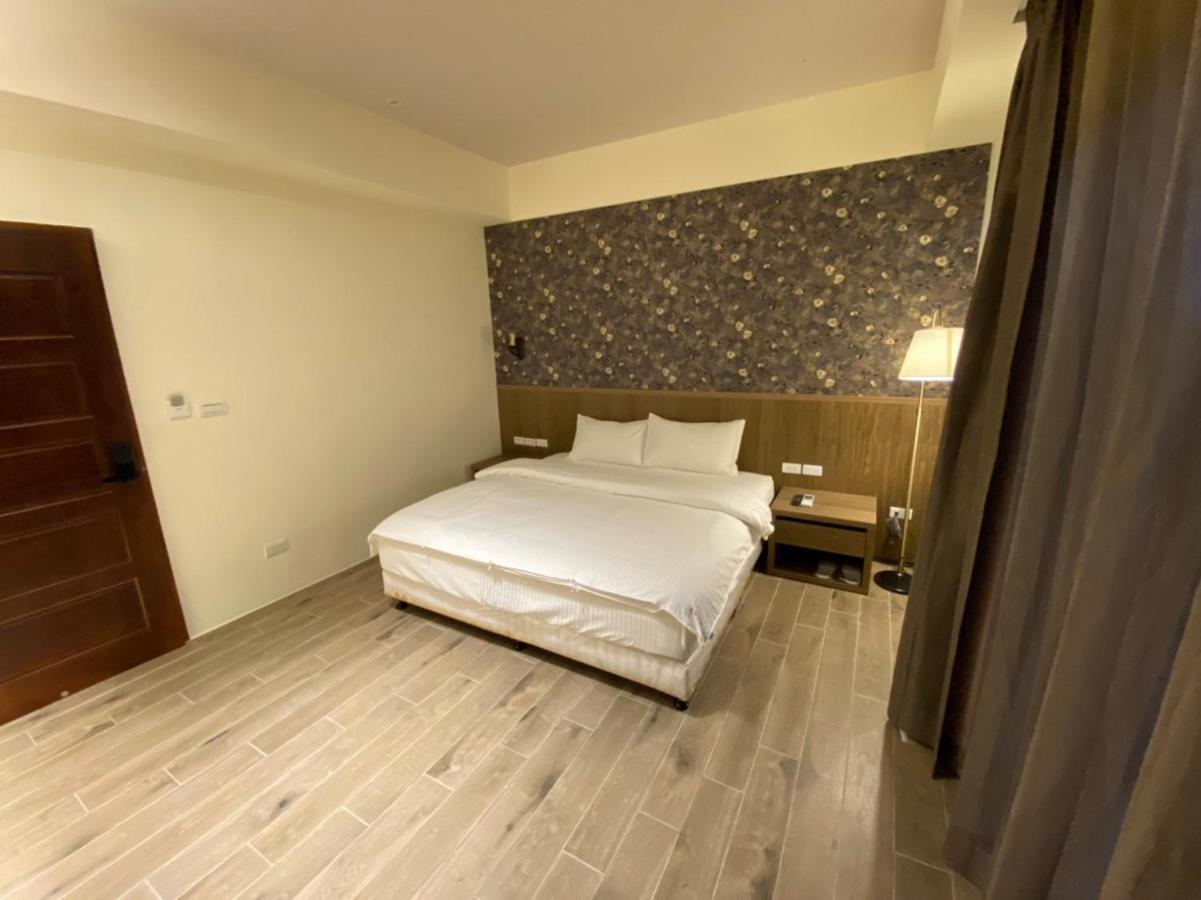 Golden Homestay T'ai-tung Buitenkant foto